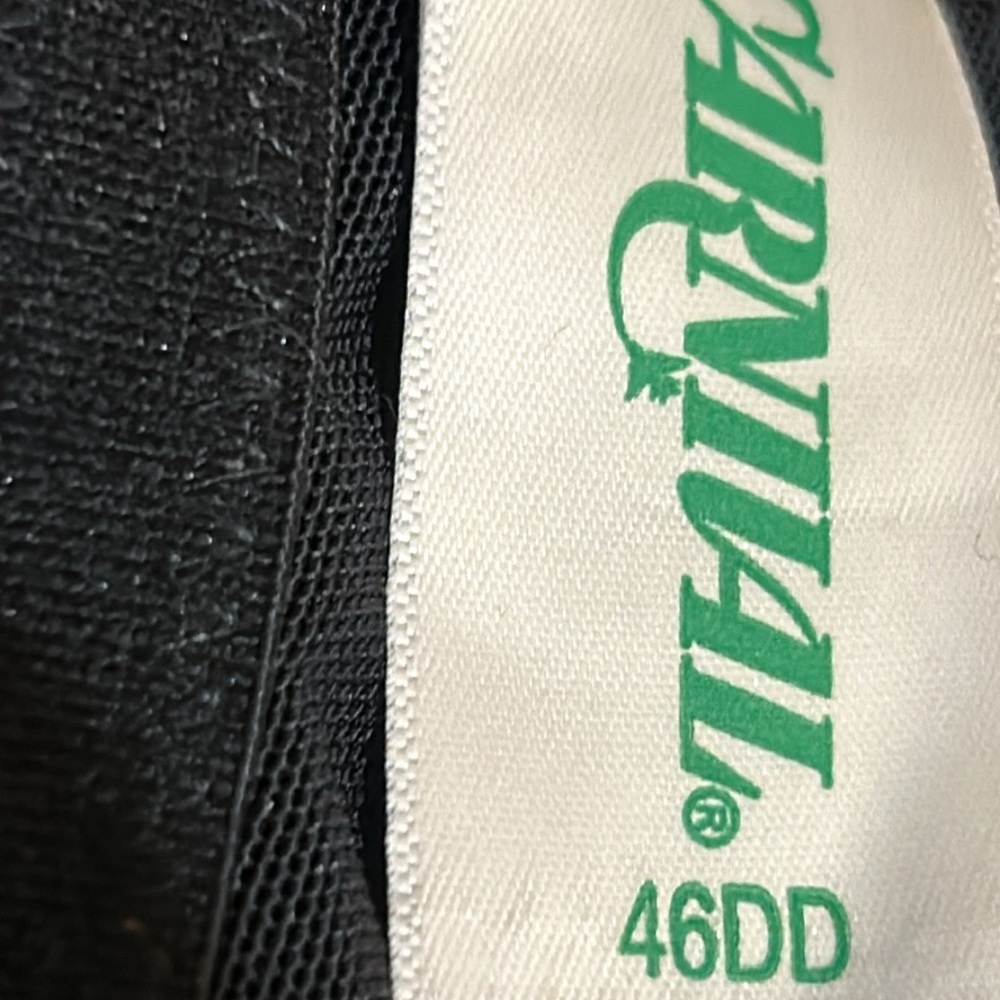 CARNIVAL 512 Black Molded‎ Tuxedo Low Plunge Full Figure Underwire Bra Sz 46DD - Picture 12 of 13